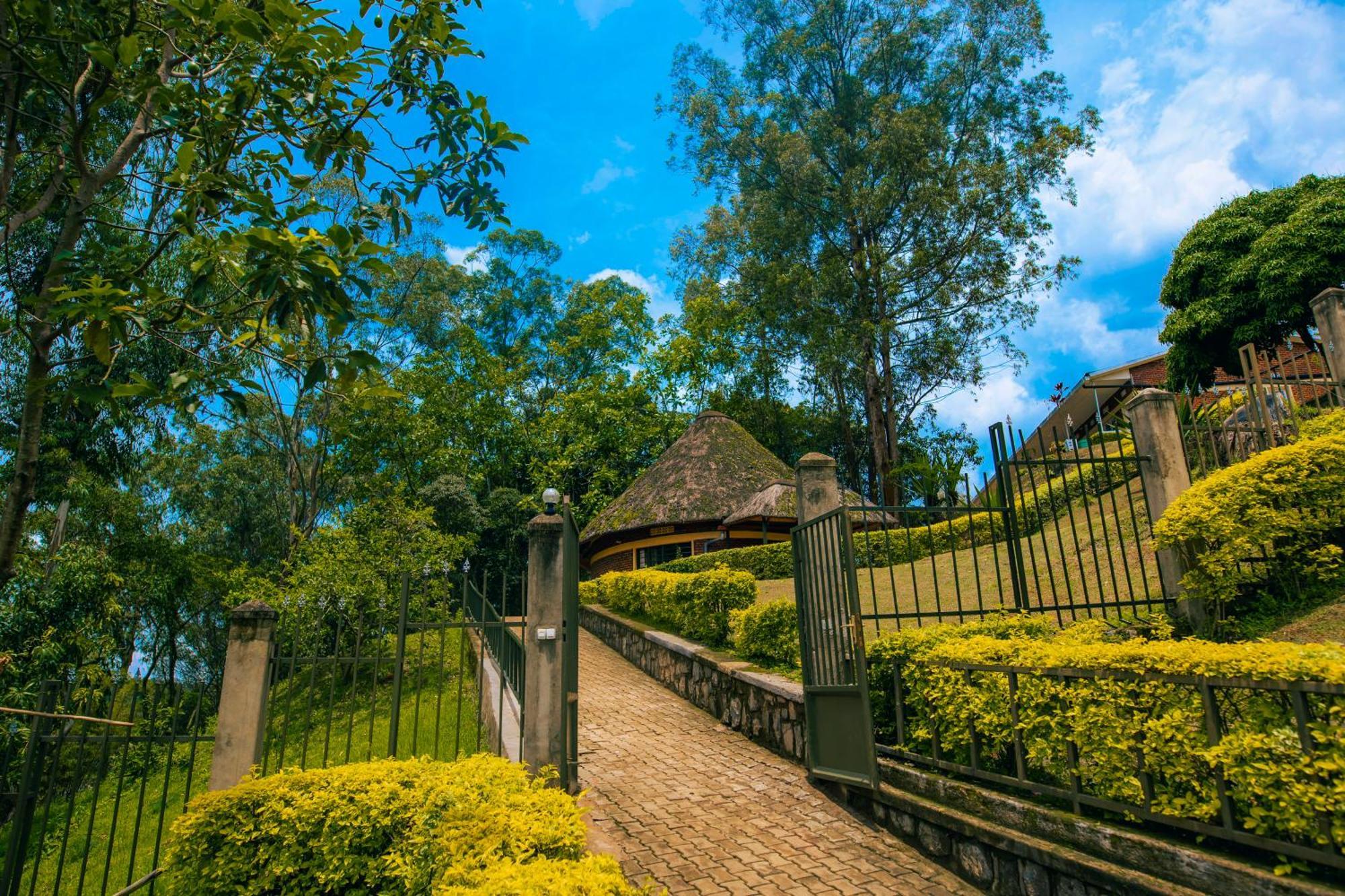 Peace Guest House Muhari Екстериор снимка